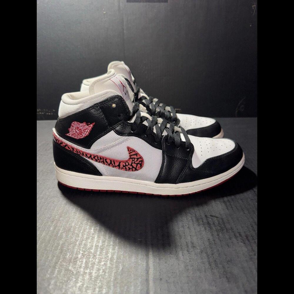 Nike Air Jordan 1 Phat Varsity Red - 364770-110 - Size 11.5